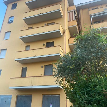 Vicinissima Ospedale Cisanello Casa Francesca Pisa Exterior foto